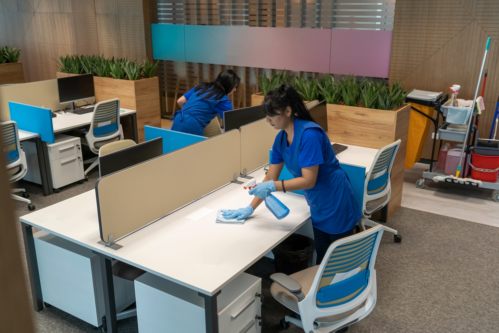 The Impact of Clean Workspaces on Employee Productivity and Wellbeing